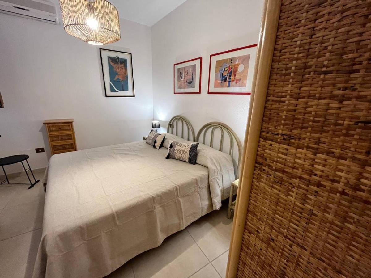 Dimora Del Chiostro Hotel Oristano Buitenkant foto